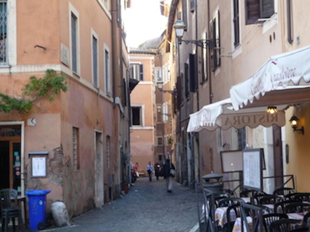 Cosy Trastevere Apartment Rome Exterior photo